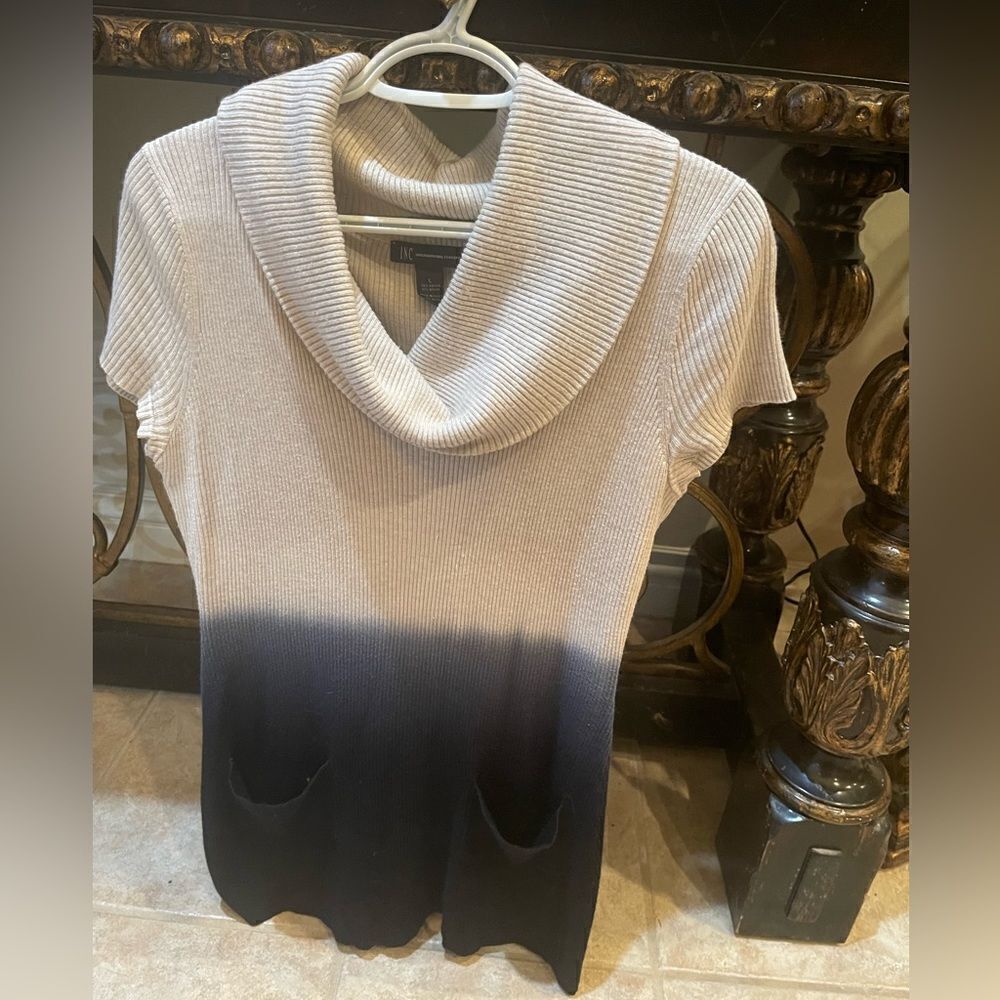 Sexy Short Sleeve Ribbed Cowl Neck Light Sweater